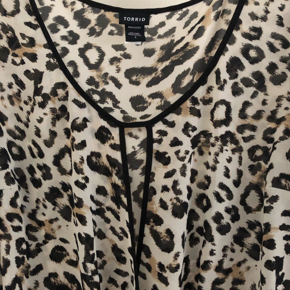 Leopard Print Blouse - Picture 2 of 5